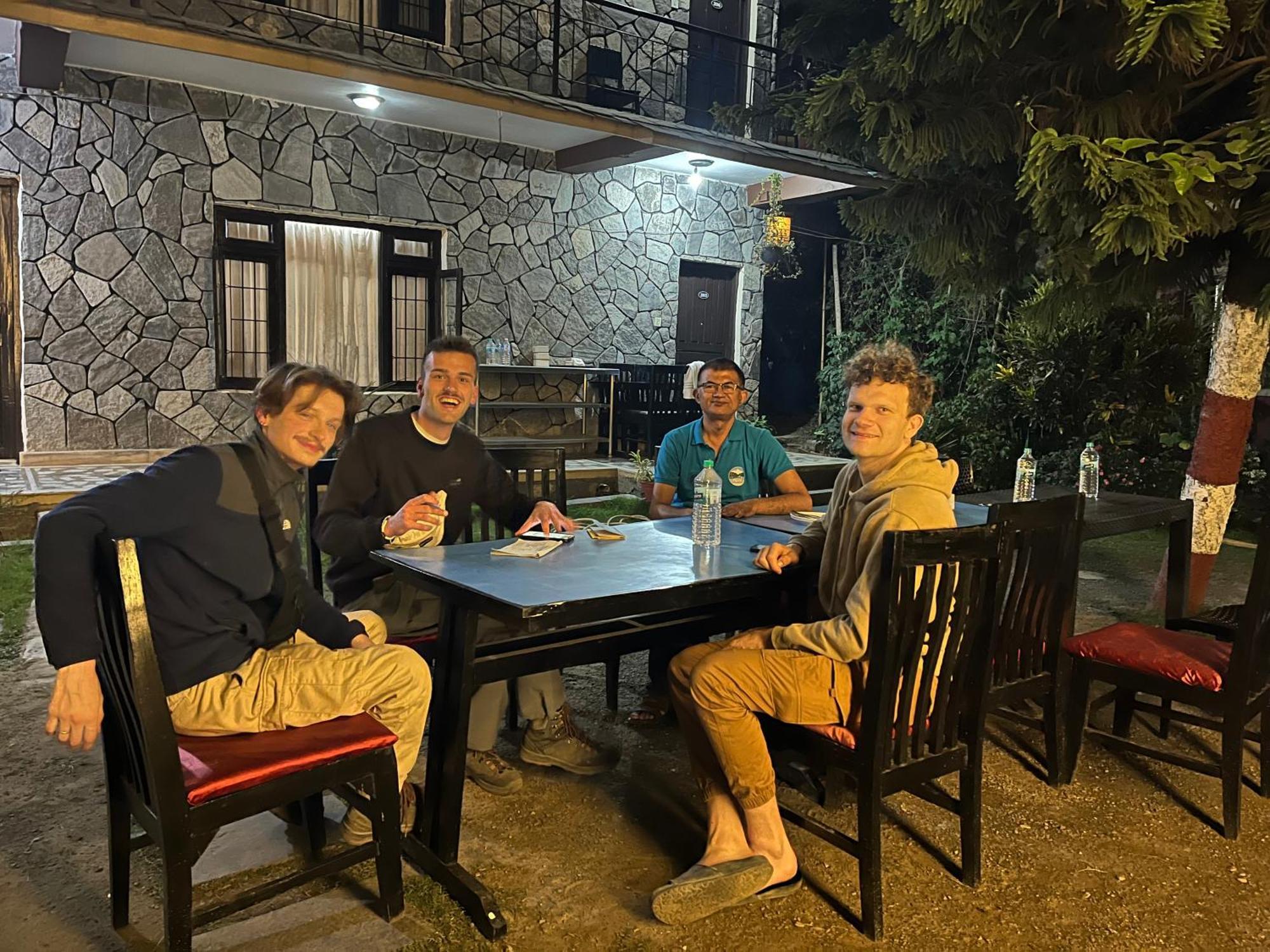 Trekkers Lodge Pokhara Exterior foto